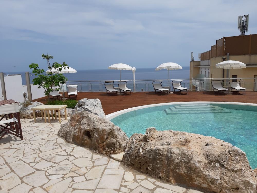 Hotel Aurora E Del Benessere Santa Cesarea Terme Exteriér fotografie